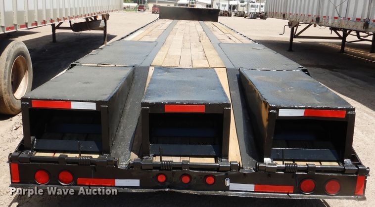 image for item DI5632 2009 Neville  drop deck equipment trailer