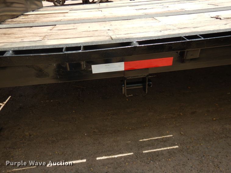 image for item DI5632 2009 Neville  drop deck equipment trailer