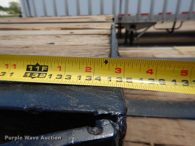 image for item DI5632 2009 Neville  drop deck equipment trailer