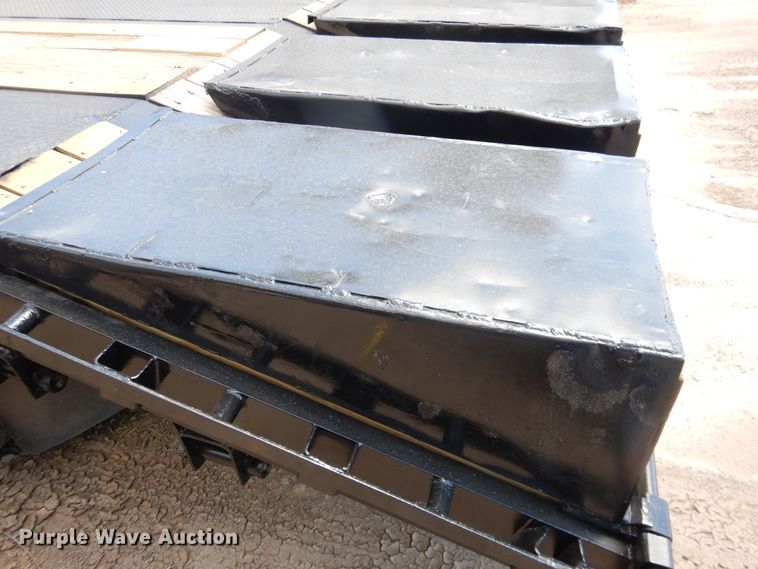 image for item DI5632 2009 Neville  drop deck equipment trailer