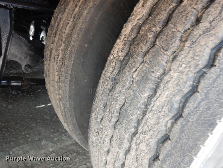 image for item DI5632 2009 Neville  drop deck equipment trailer