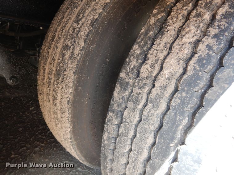 image for item DI5632 2009 Neville  drop deck equipment trailer