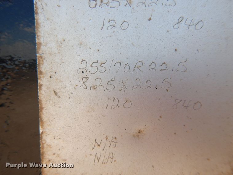 image for item DI5632 2009 Neville  drop deck equipment trailer