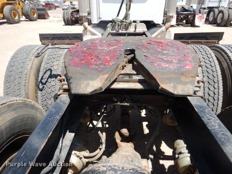 image for item DI5633 2007 Peterbilt 379  semi truck