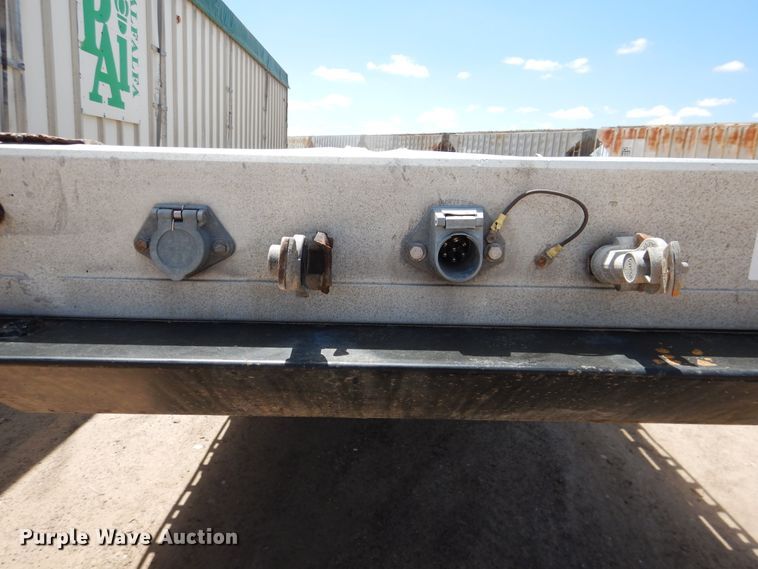 image for item DI5634 1997 Reitnouer  drop deck trailer