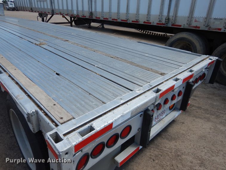 image for item DI5634 1997 Reitnouer  drop deck trailer