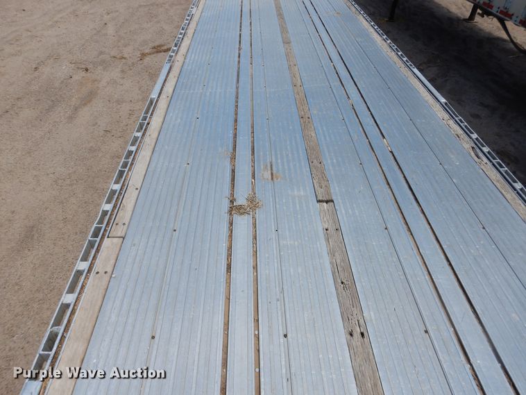 image for item DI5634 1997 Reitnouer  drop deck trailer