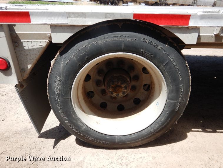 image for item DI5634 1997 Reitnouer  drop deck trailer