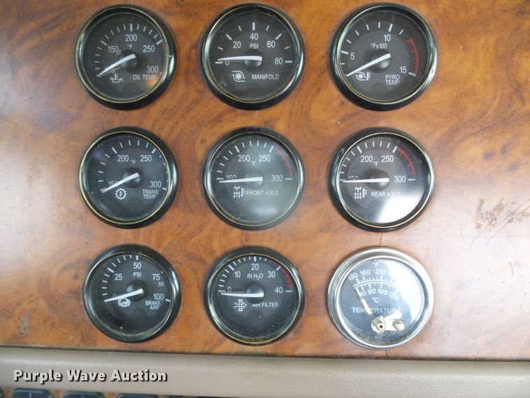 image for item DI5636 2007 Peterbilt 379  semi truck