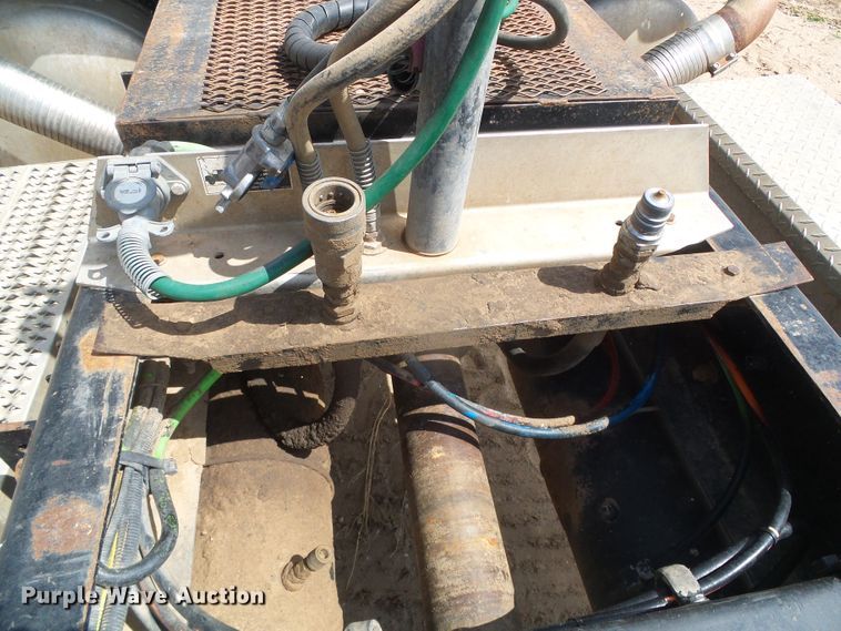 image for item DI5636 2007 Peterbilt 379  semi truck