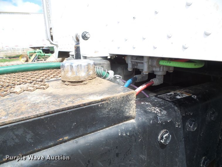 image for item DI5636 2007 Peterbilt 379  semi truck