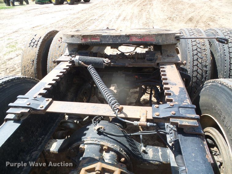 image for item DI5636 2007 Peterbilt 379  semi truck