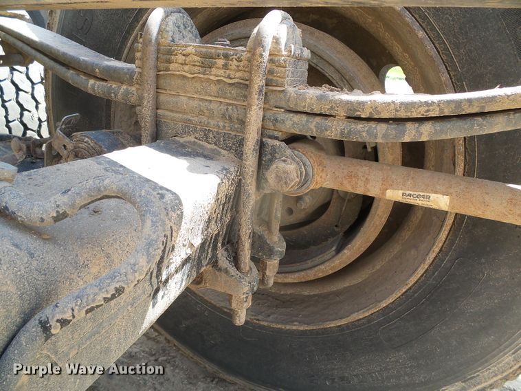 image for item DI5636 2007 Peterbilt 379  semi truck