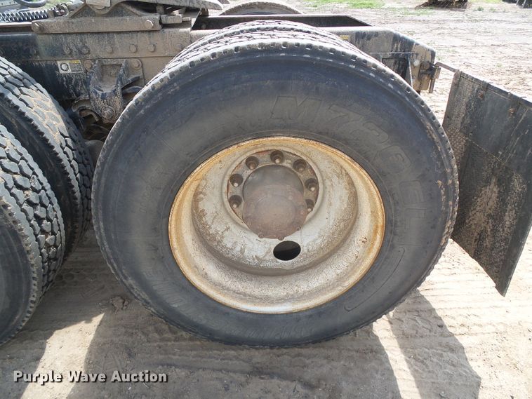 image for item DI5636 2007 Peterbilt 379  semi truck