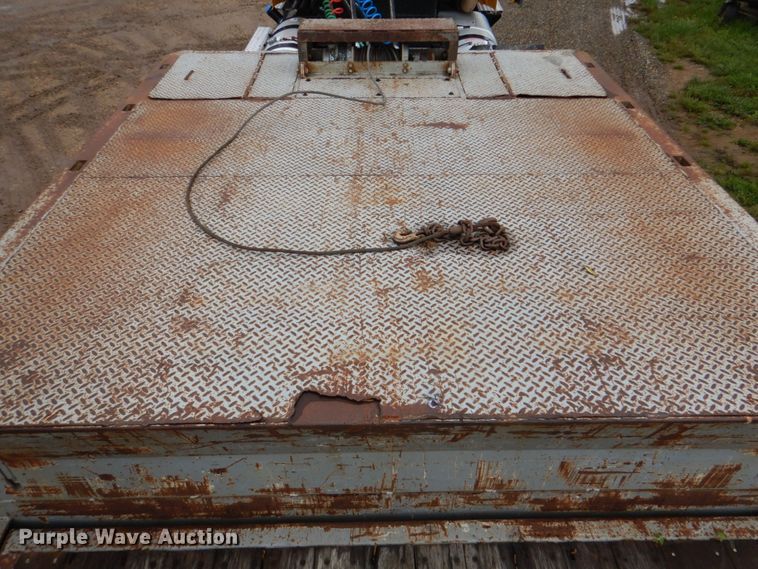 image for item DJ0456 2008 Trail King TK70HT-482  drop deck equipment trailer