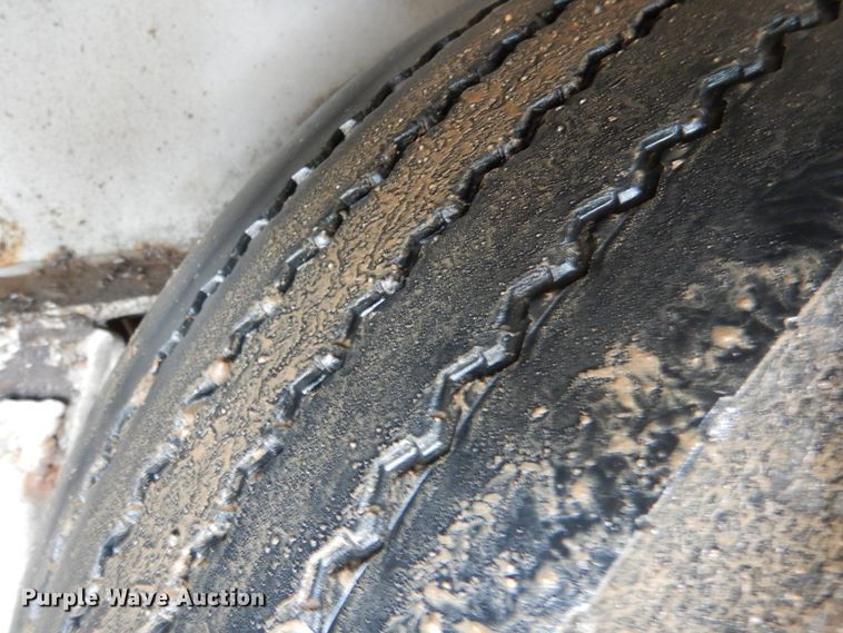 image for item DJ0456 2008 Trail King TK70HT-482  drop deck equipment trailer