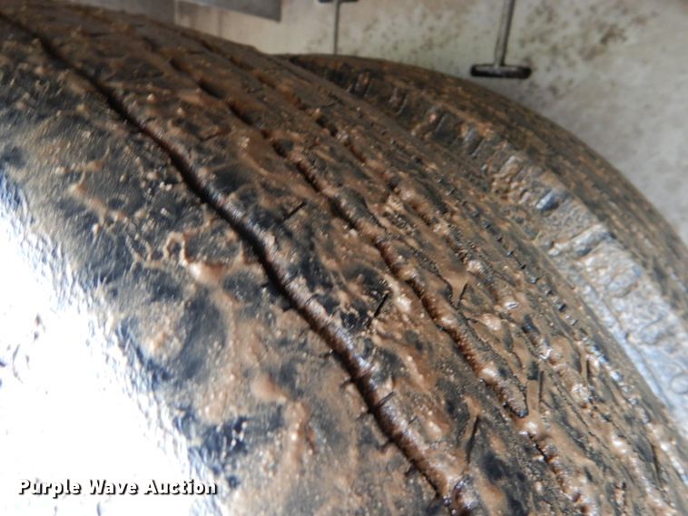 image for item DJ0456 2008 Trail King TK70HT-482  drop deck equipment trailer