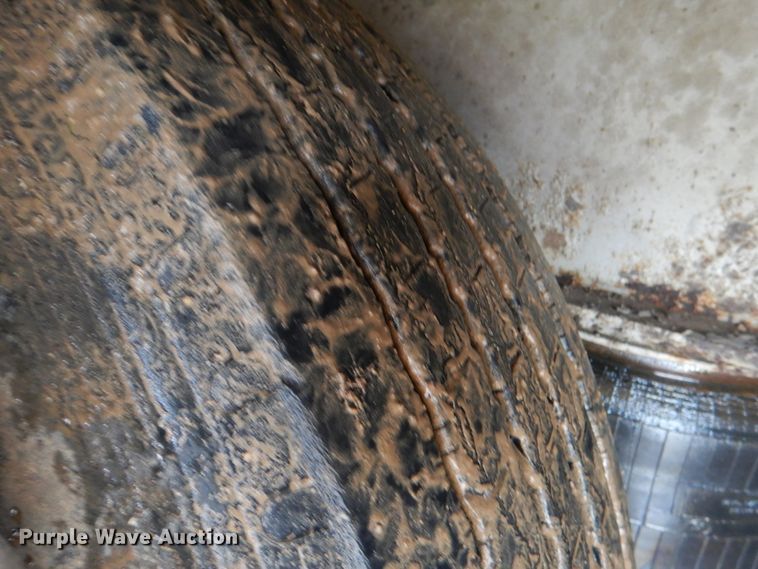 image for item DJ0456 2008 Trail King TK70HT-482  drop deck equipment trailer