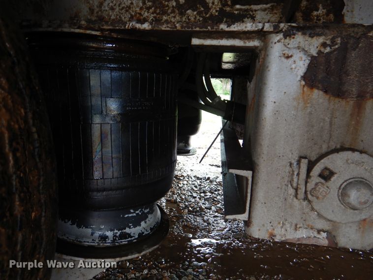 image for item DJ0456 2008 Trail King TK70HT-482  drop deck equipment trailer