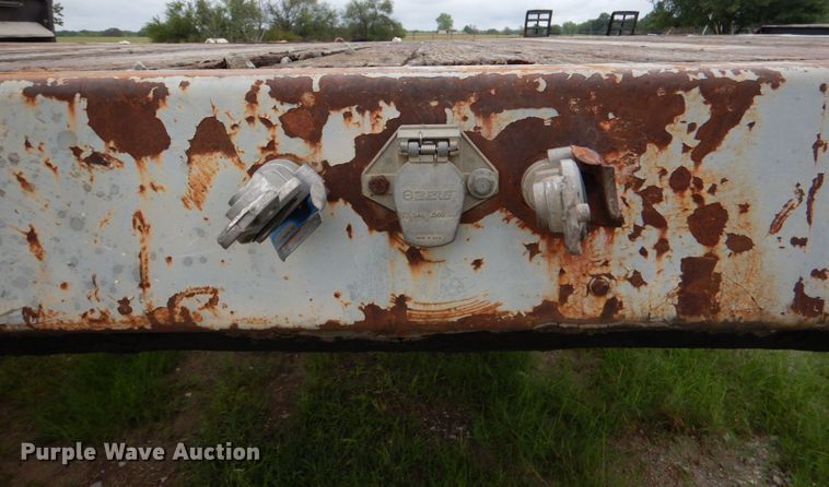 image for item DJ0457 1991 Fruehauf  flatbed trailer