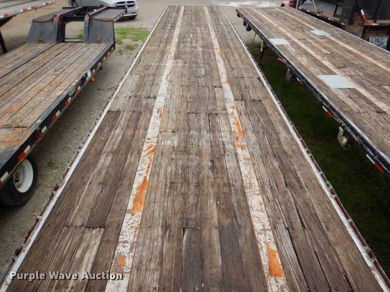 image for item DJ0457 1991 Fruehauf  flatbed trailer