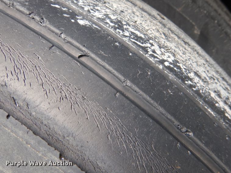 image for item DJ0457 1991 Fruehauf  flatbed trailer