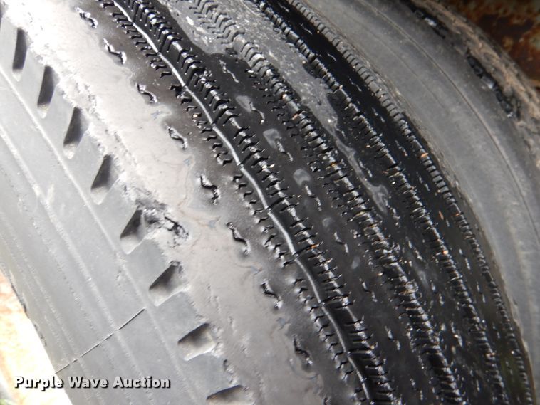 image for item DJ0457 1991 Fruehauf  flatbed trailer