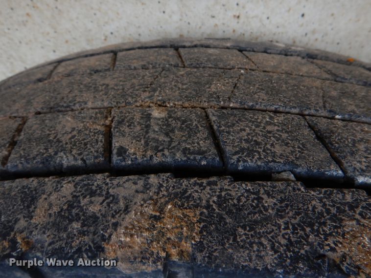 image for item DJ0460 2001 Schaller G400  bottom dump trailer