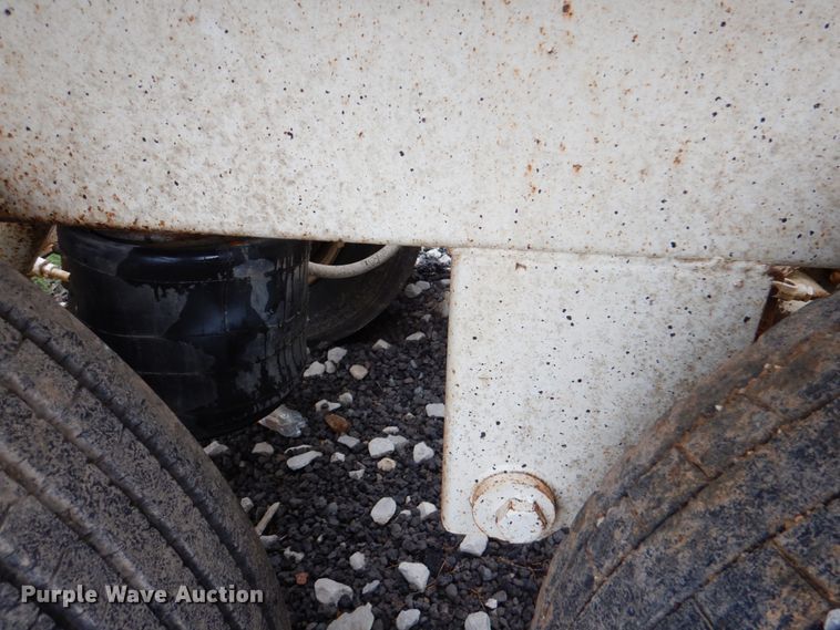 image for item DJ0460 2001 Schaller G400  bottom dump trailer