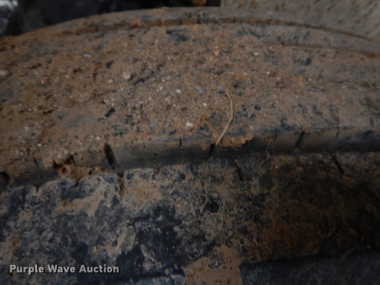 image for item DJ0460 2001 Schaller G400  bottom dump trailer