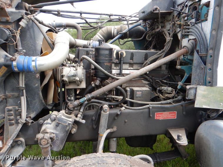 image for item DJ0778 1996 Western Star 4964F  semi truck