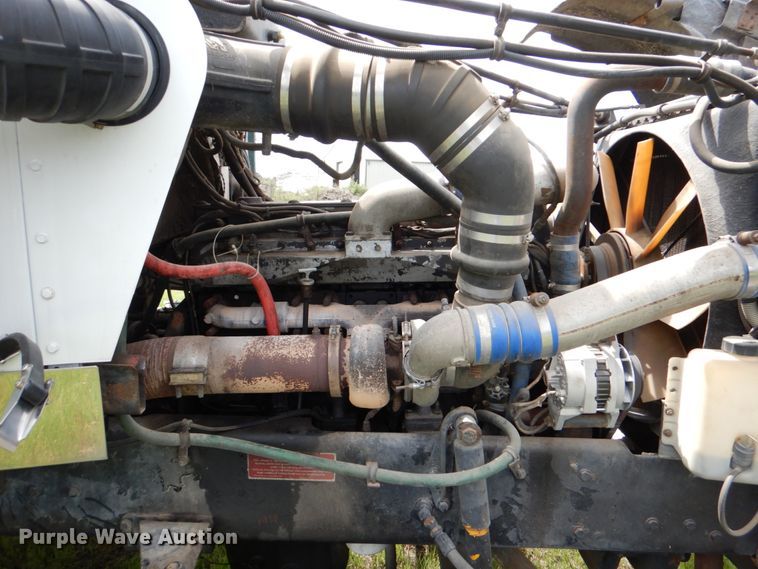 image for item DJ0778 1996 Western Star 4964F  semi truck