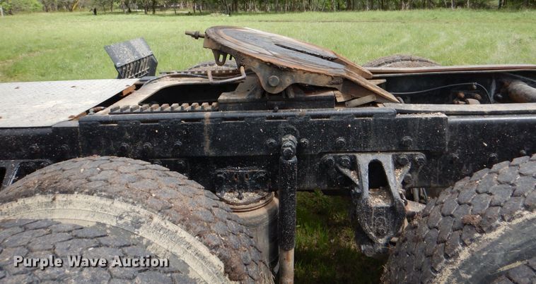 image for item DJ0778 1996 Western Star 4964F  semi truck