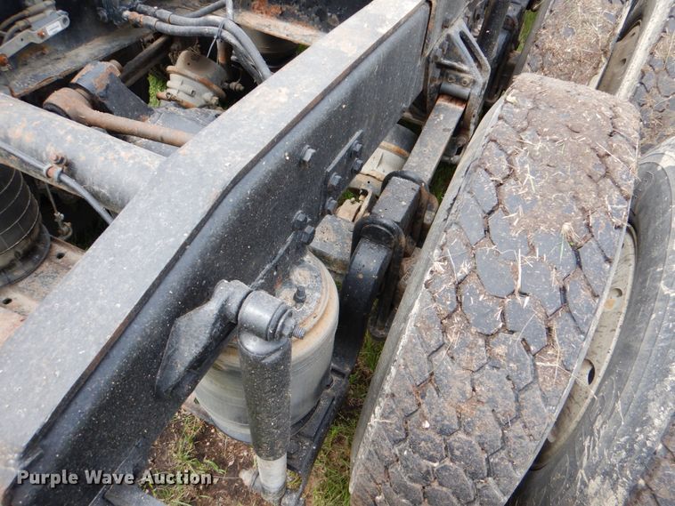 image for item DJ0778 1996 Western Star 4964F  semi truck