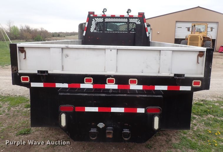 image for item DJ5545 2006 Freightliner M2  flatbed truck