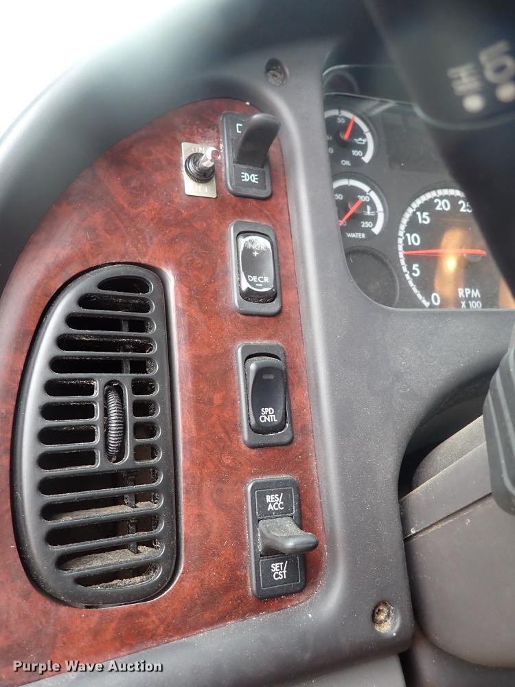 image for item DJ5545 2006 Freightliner M2  flatbed truck