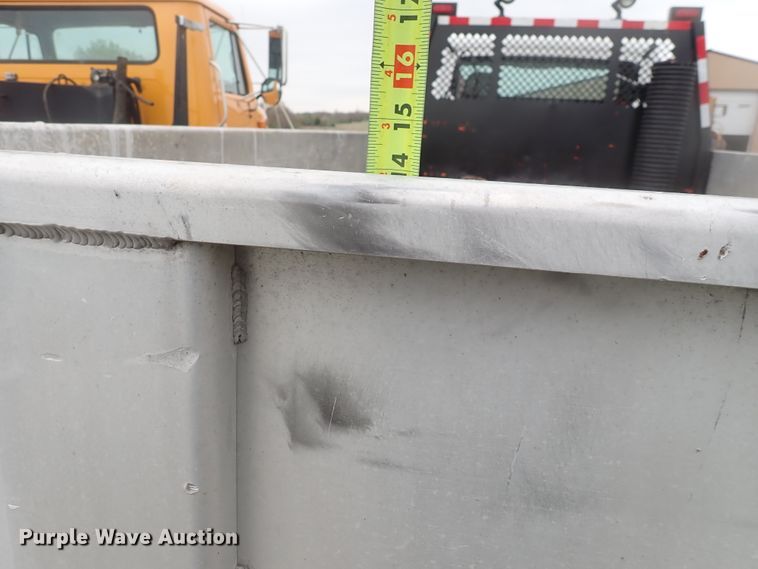 image for item DJ5545 2006 Freightliner M2  flatbed truck