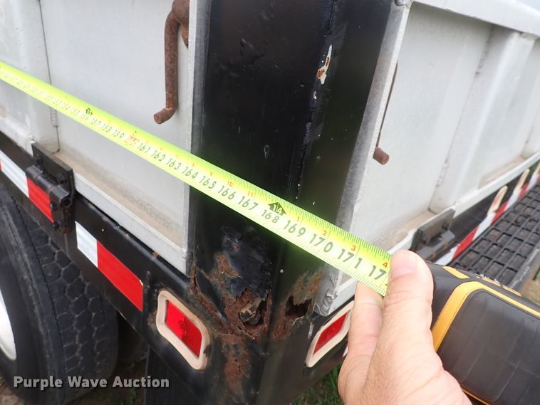 image for item DJ5545 2006 Freightliner M2  flatbed truck