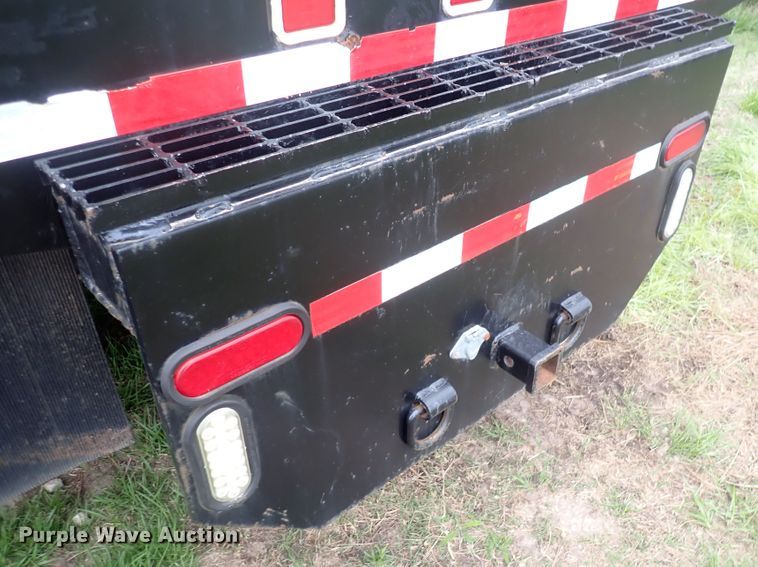 image for item DJ5545 2006 Freightliner M2  flatbed truck