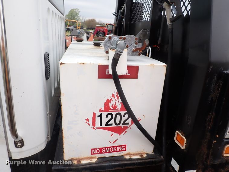 image for item DJ5545 2006 Freightliner M2  flatbed truck