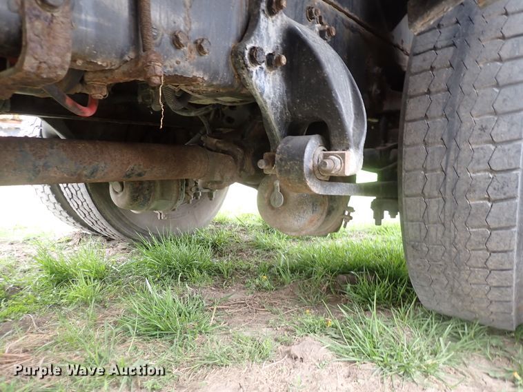 image for item DJ5545 2006 Freightliner M2  flatbed truck