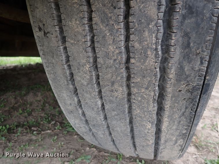 image for item DJ5545 2006 Freightliner M2  flatbed truck