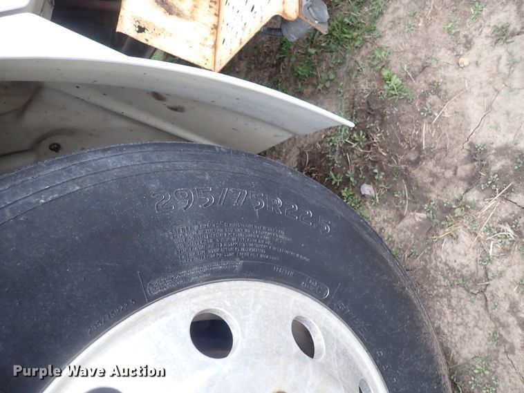 image for item DJ5545 2006 Freightliner M2  flatbed truck