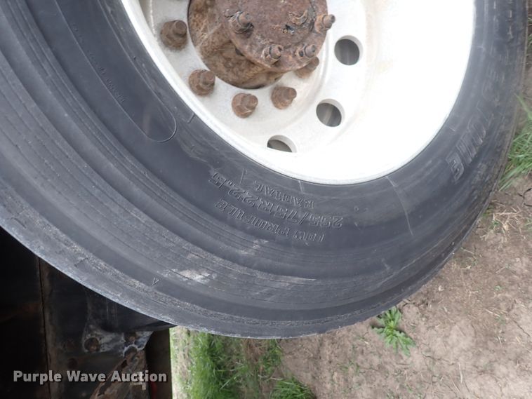 image for item DJ5545 2006 Freightliner M2  flatbed truck