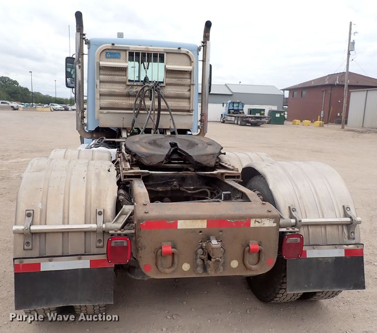 image for item DJ5674 2012 Freightliner Coronado SD  semi truck