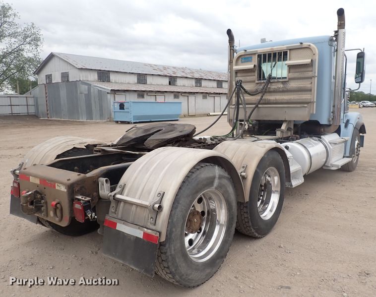 image for item DJ5674 2012 Freightliner Coronado SD  semi truck