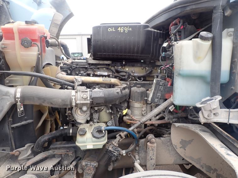 image for item DJ5674 2012 Freightliner Coronado SD  semi truck