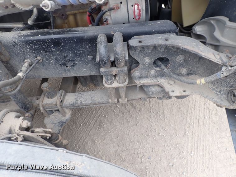 image for item DJ5674 2012 Freightliner Coronado SD  semi truck