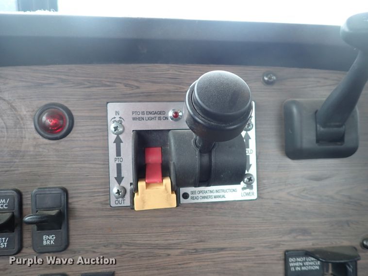 image for item DJ5674 2012 Freightliner Coronado SD  semi truck