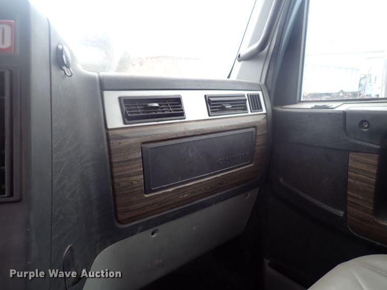 image for item DJ5674 2012 Freightliner Coronado SD  semi truck